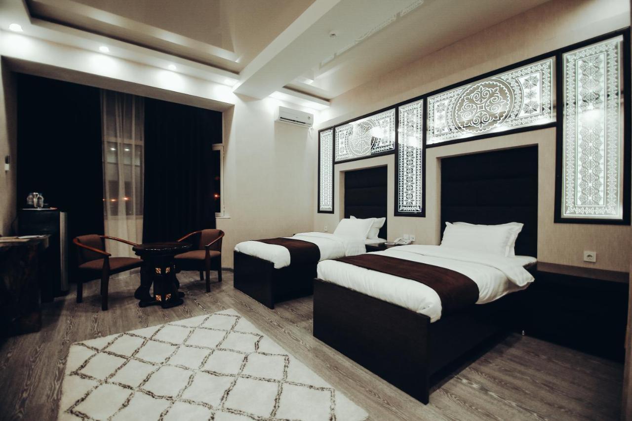 דושאנבה Safir Business Hotel O מראה חיצוני תמונה