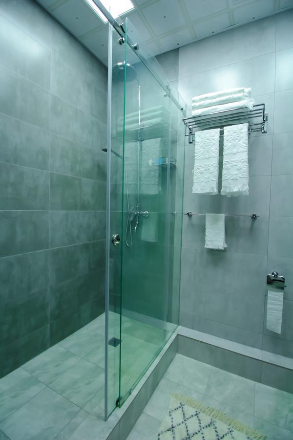 דושאנבה Safir Business Hotel O מראה חיצוני תמונה