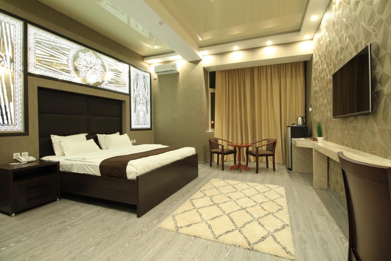 דושאנבה Safir Business Hotel O מראה חיצוני תמונה